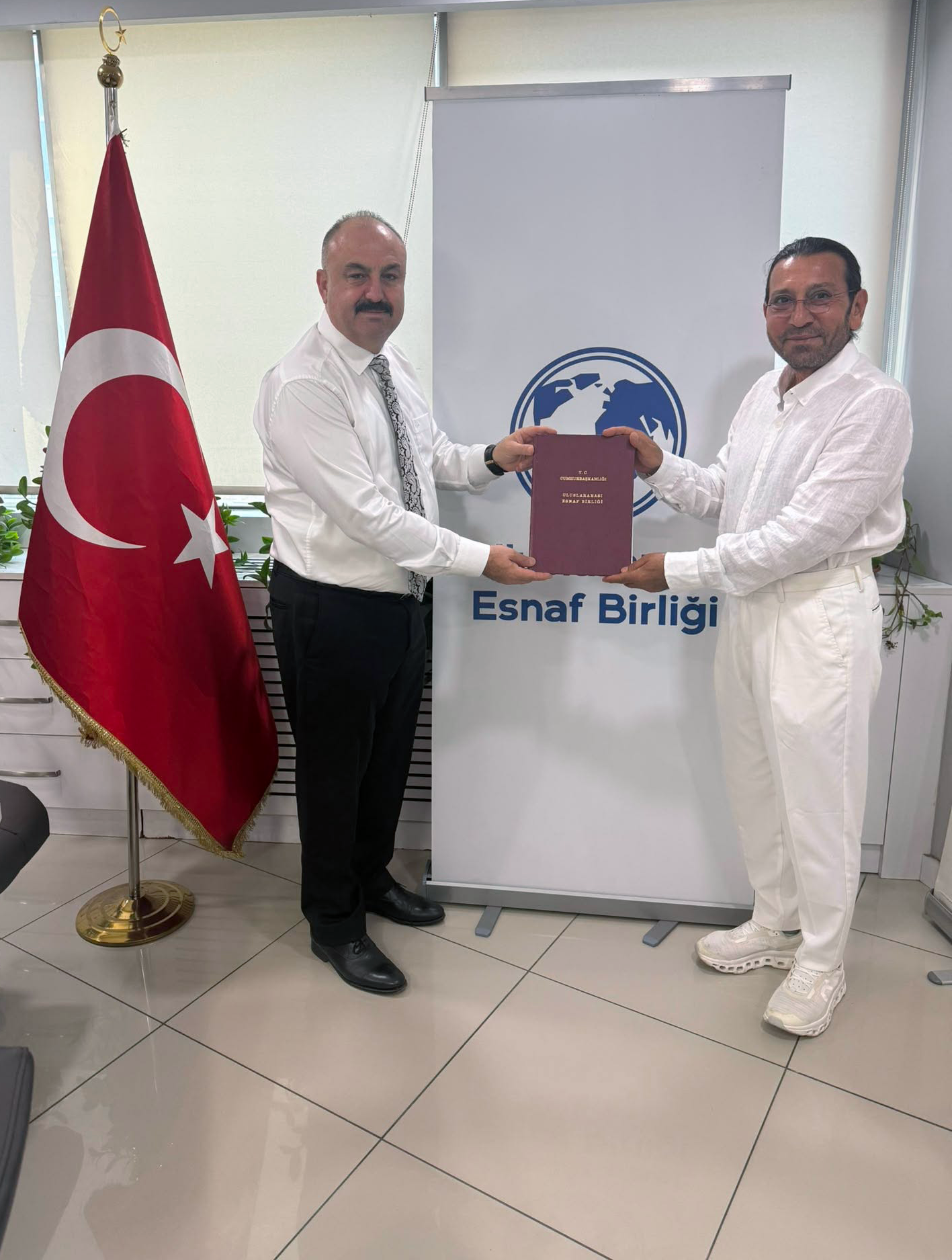UEB’den ABD’de Yeni Adım: Florida–Miami Temsilciliği İçin Çalışmalar Sürüyor